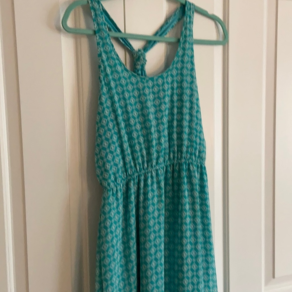 Alya long dress with small front slit